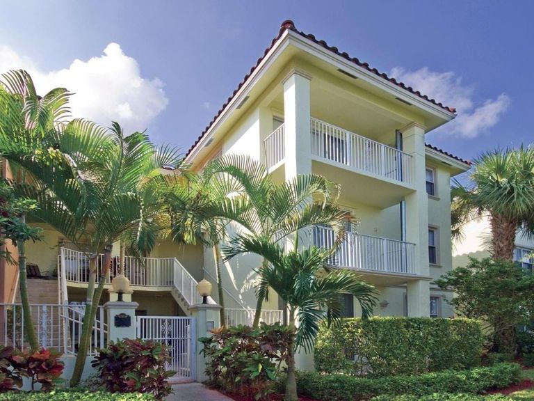 The Falls At Marina Bay apartments in Fort Lauderdale, FL – photo 34