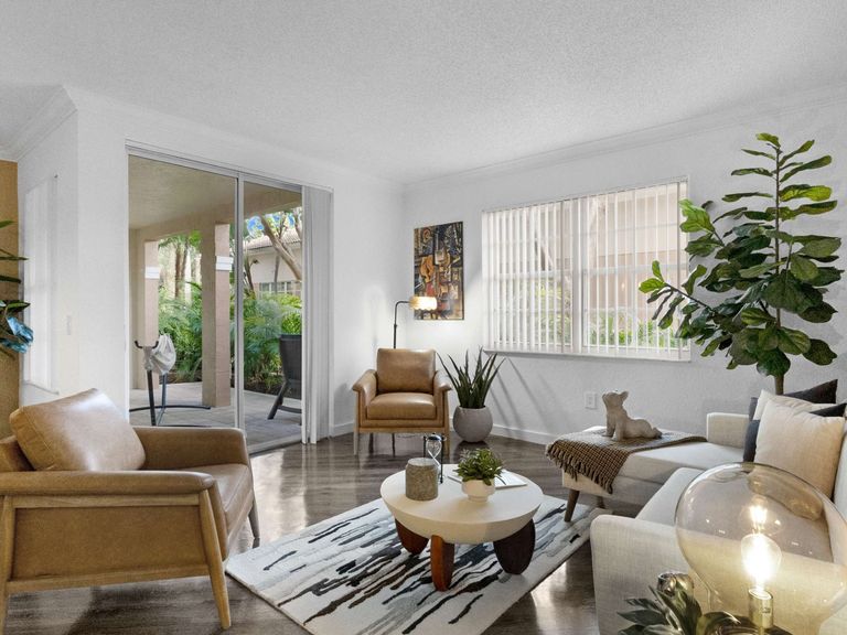 The Grove at Turtle Run apartments in Coral Springs, FL – photo 38