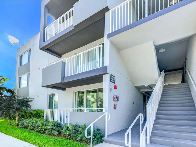 The Heights at Coral Town Park apartments in Homestead, FL – photo 11