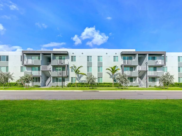 The Heights at Coral Town Park apartments in Homestead, FL – photo 19