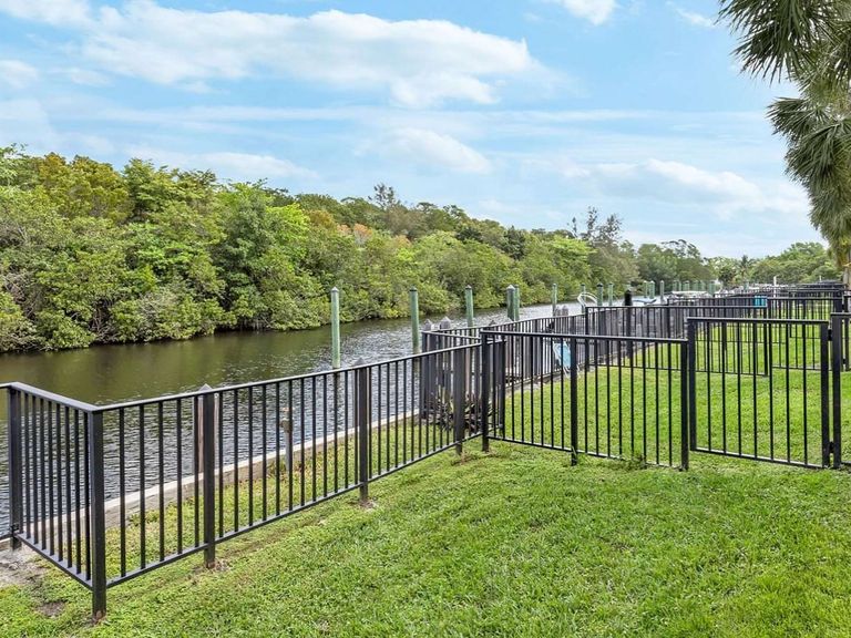 The Isles apartments in Fort Lauderdale, FL – photo 10