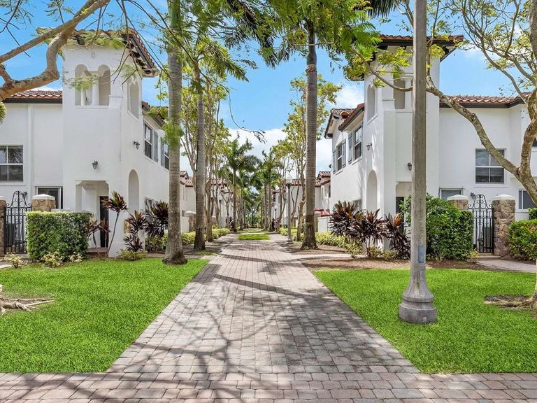 The Isles apartments in Fort Lauderdale, FL – photo 26