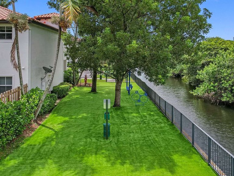 The Isles apartments in Fort Lauderdale, FL – photo 28