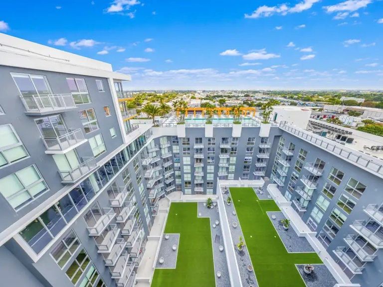 The Julia Residences apartments in Miami, FL – photo 13