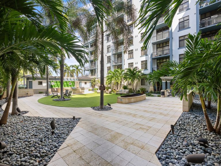 The Manor at Flagler Village apartments in Fort Lauderdale, FL – photo 25