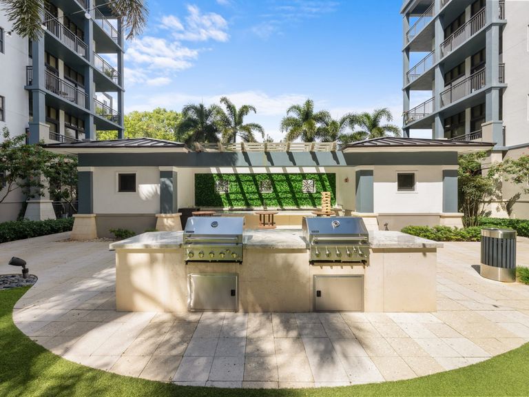 The Manor at Flagler Village apartments in Fort Lauderdale, FL – photo 38
