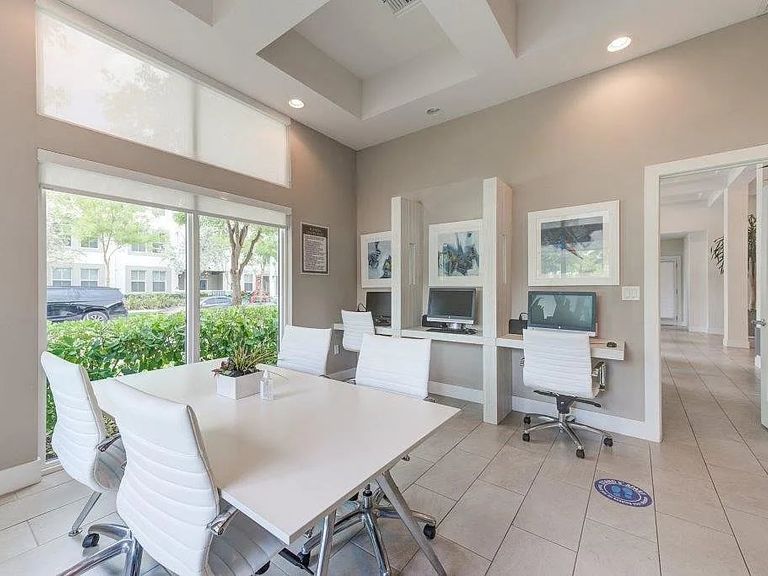 The Olivia apartments in Homestead, FL – photo 8