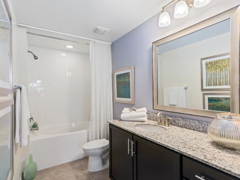 The Point at Lakeside apartments in Doral, FL – photo 11