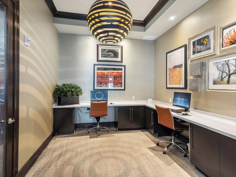 The Point at Lakeside apartments in Doral, FL – photo 14