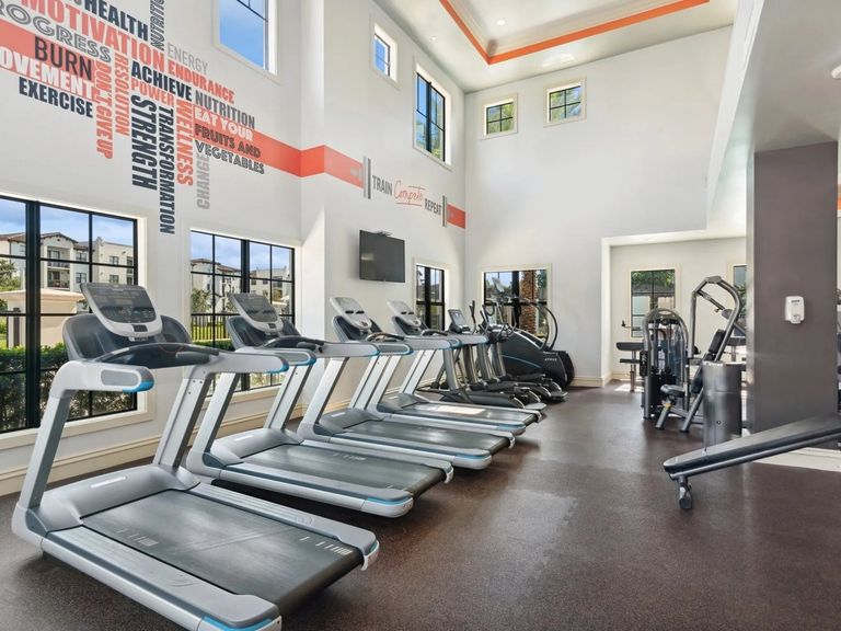 The Point at Lakeside apartments in Doral, FL – photo 15