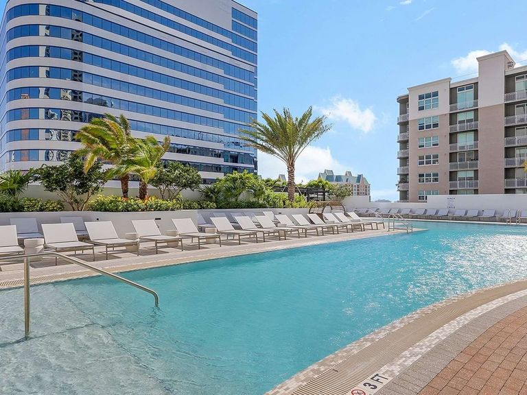 The Registry Las Olas apartments in Fort Lauderdale, FL – photo 38