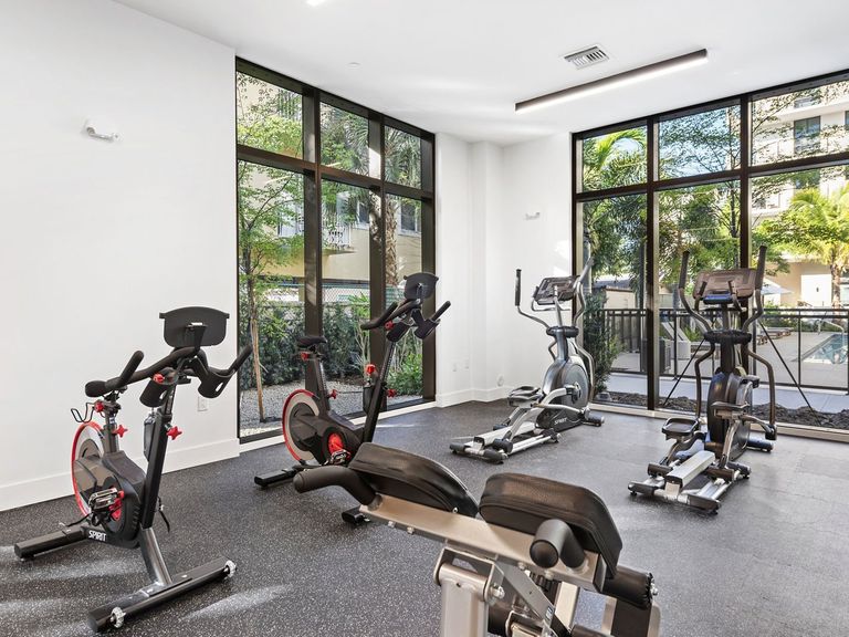 The Vibe Miami apartments in Miami, FL – photo 11