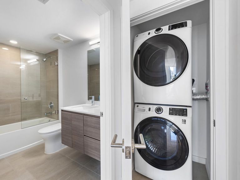 The Vibe Miami apartments in Miami, FL – photo 20