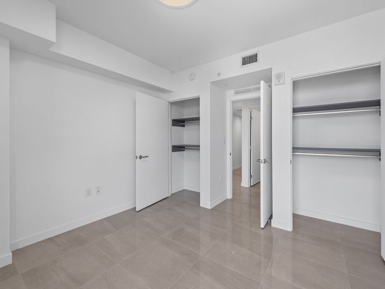The Vibe Miami apartments in Miami, FL – photo 21