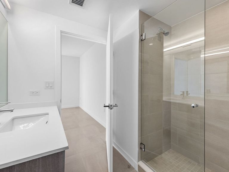The Vibe Miami apartments in Miami, FL – photo 27