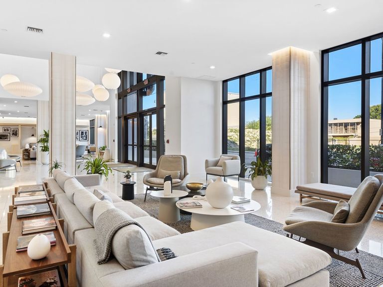 The Vibe Miami apartments in Miami, FL – photo 8