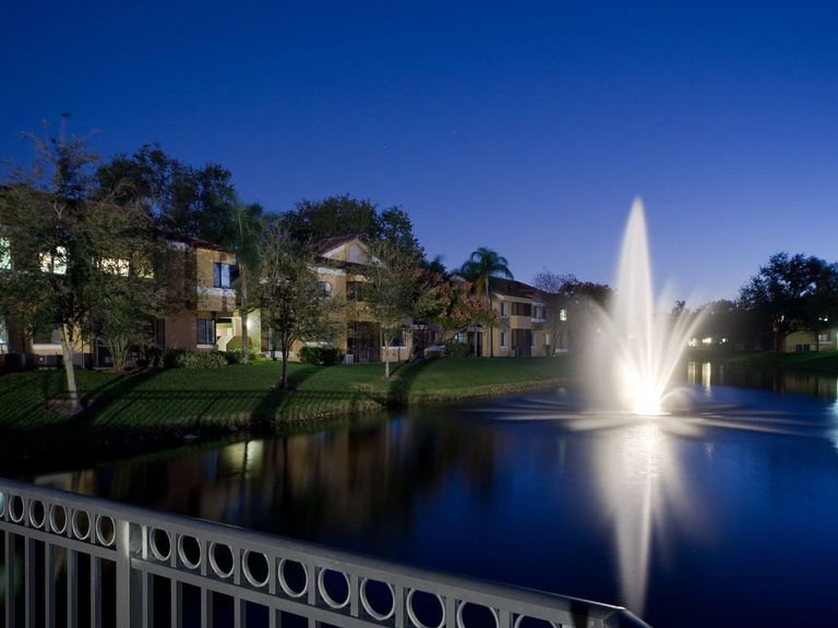 The Waves Apartments apartments in Plantation, FL – photo 13