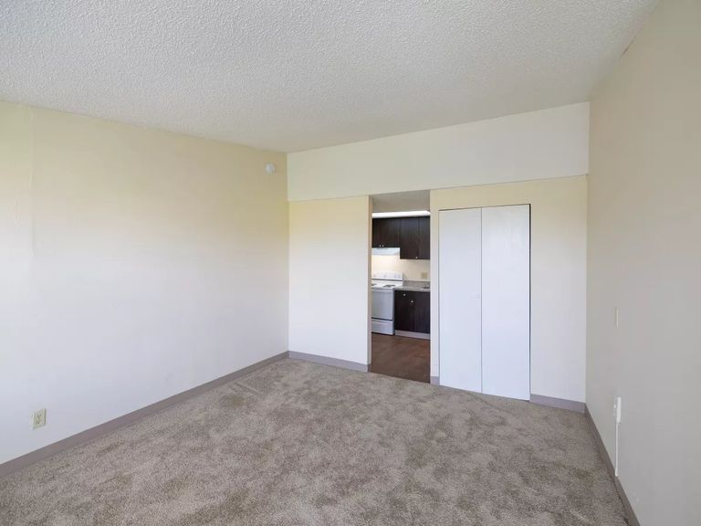 Thymewood apartments in Hialeah, FL – photo 15