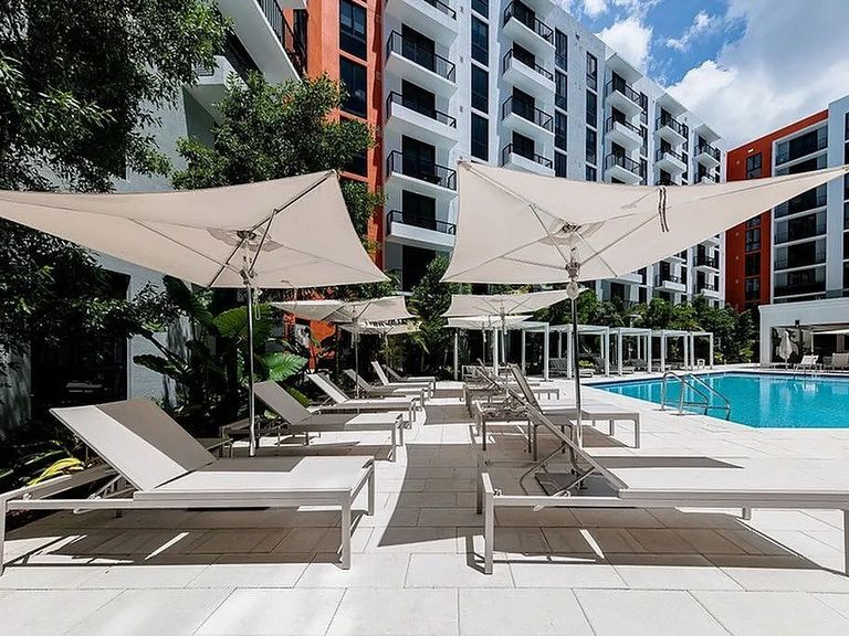 Tides at River Rapids apartments in Miami, FL – photo 18