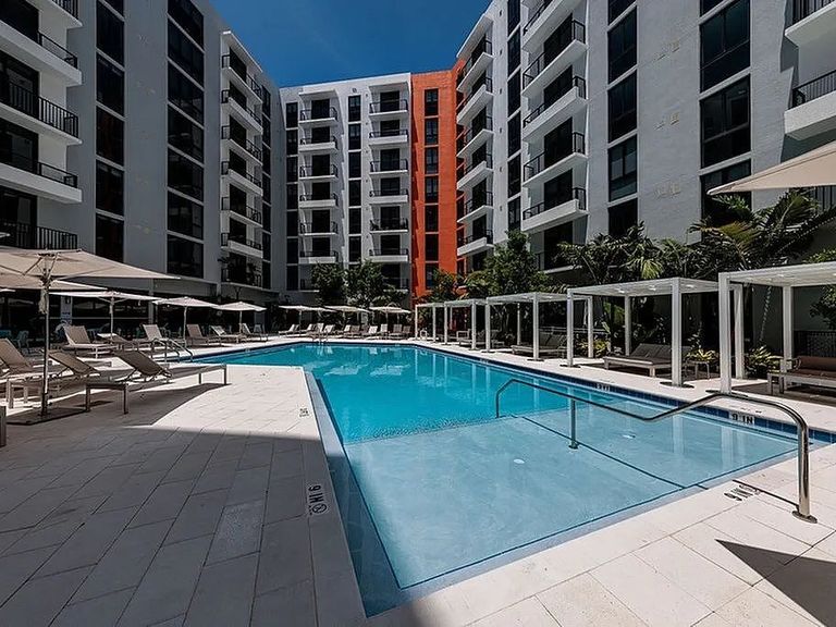 Tides at River Rapids apartments in Miami, FL – photo 23