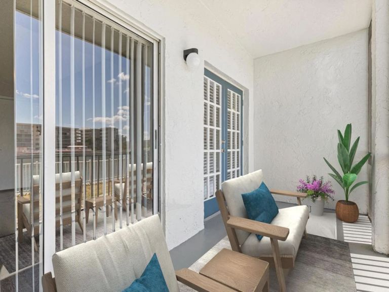 Town Aventura apartments in Aventura, FL – photo 21