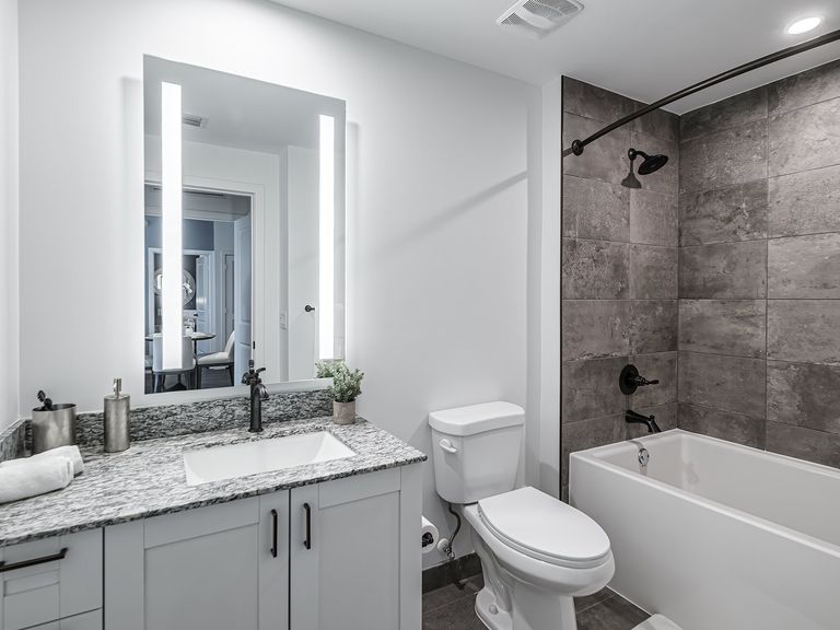 Town Hollywood apartments in Hollywood, FL – photo 8