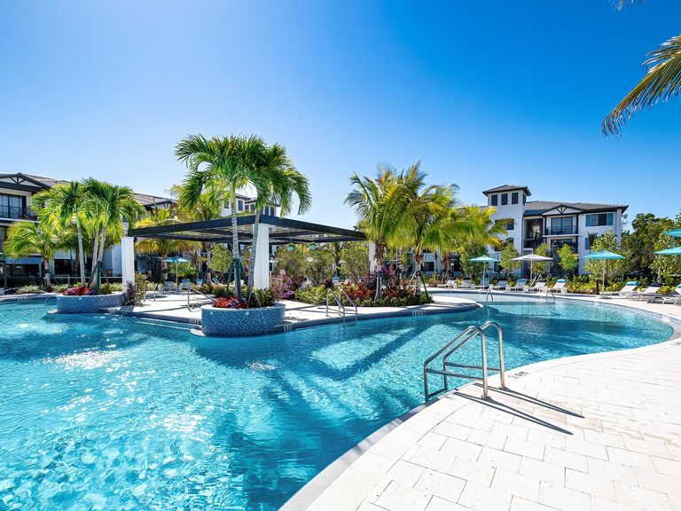 Town Hollywood apartments in Hollywood, FL – photo 13