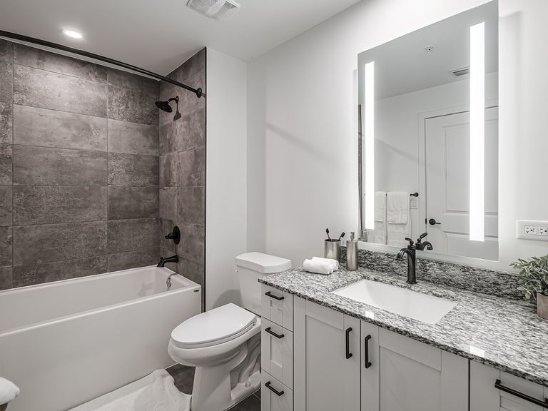 Town Hollywood apartments in Hollywood, FL – photo 24