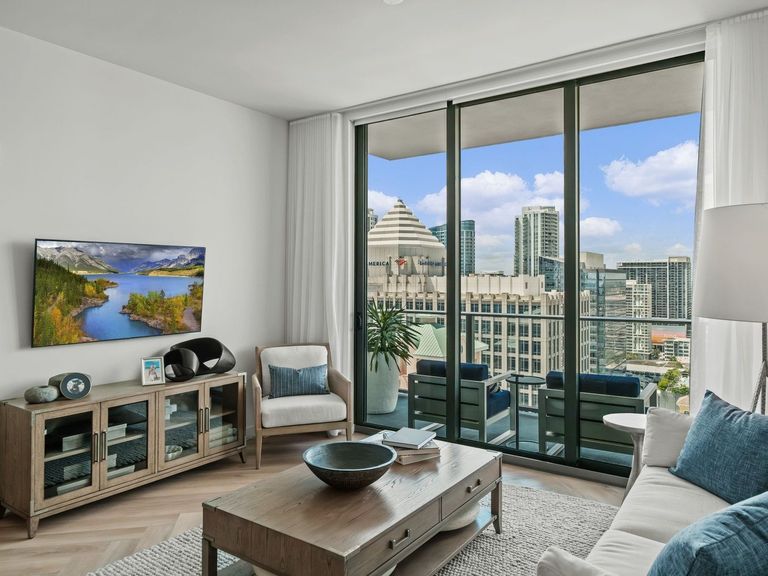 Veneto Las Olas apartments in Fort Lauderdale, FL – photo 25