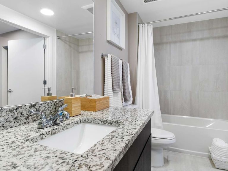 Village at Coral Reef apartments in Miami, FL – photo 10