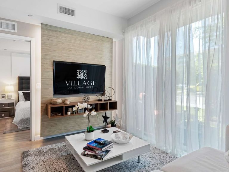 Village at Coral Reef apartments in Miami, FL – photo 11