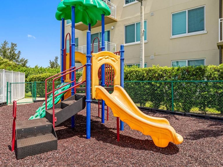 Village at Coral Reef apartments in Miami, FL – photo 19