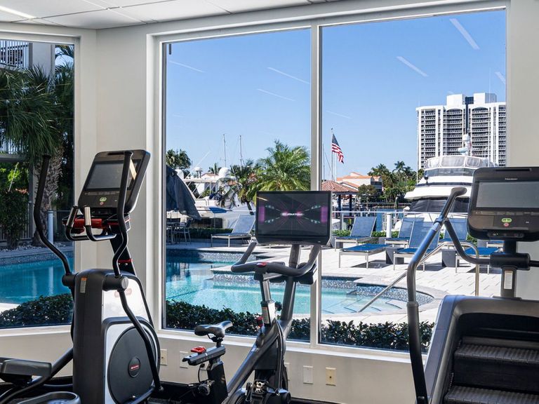 Waterways Village apartments in Aventura, FL – photo 16