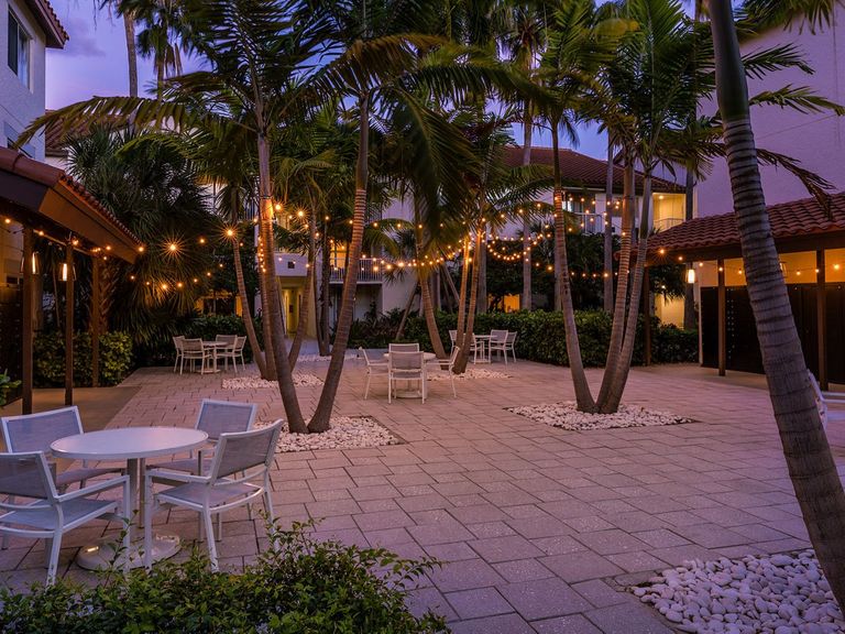 Waterways Village apartments in Aventura, FL – photo 20