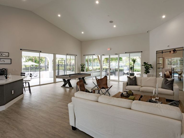 Welleby Lake Club apartments in Sunrise, FL – photo 15