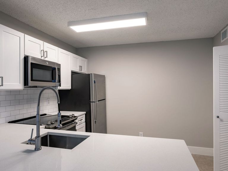 Welleby Lake Club apartments in Sunrise, FL – photo 19