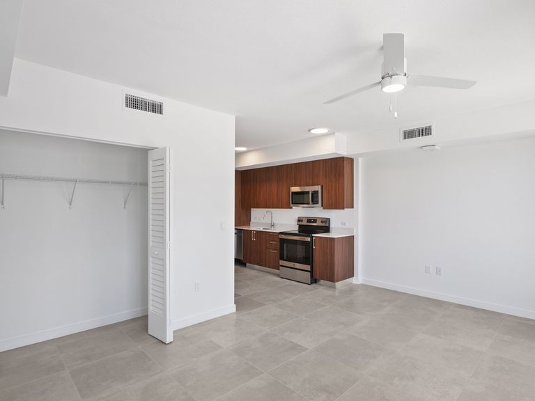 Westgate on University apartments in Lauderhill, FL – photo 40