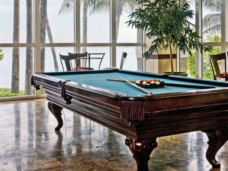 Yacht Club at Brickell Apartments apartments in Miami, FL – photo 25