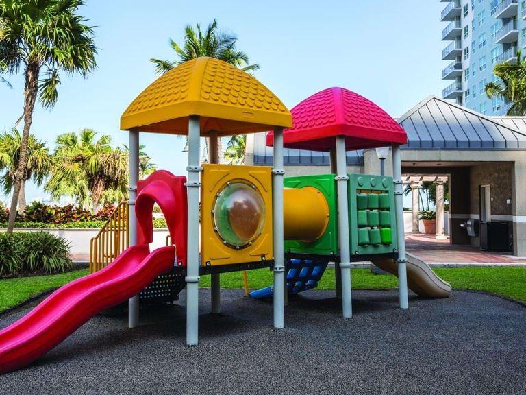 Yacht Club at Brickell Apartments apartments in Miami, FL – photo 26