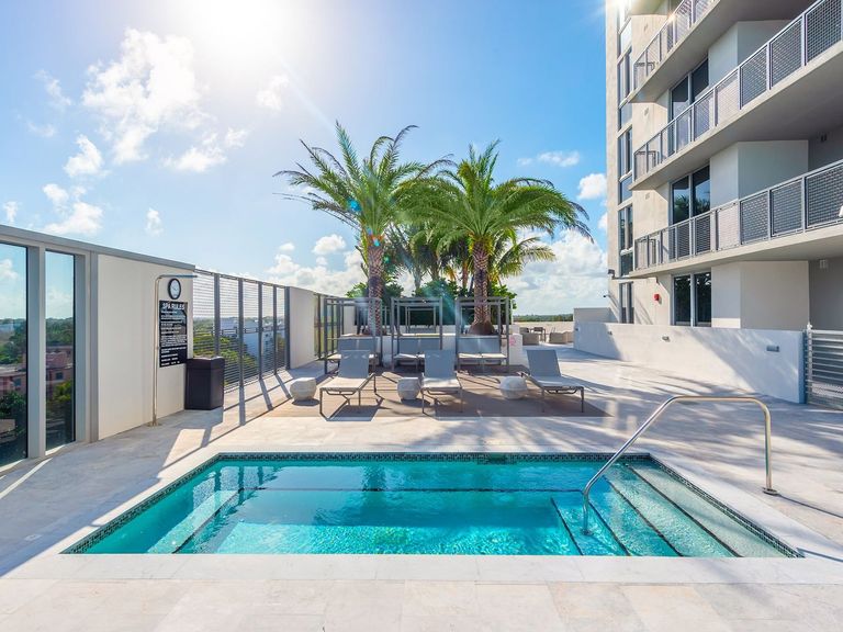 Zoi House Grove apartments in Miami, FL – photo 8