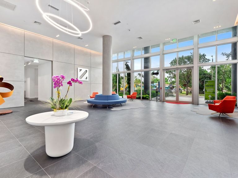 Zoi House Grove apartments in Miami, FL – photo 12