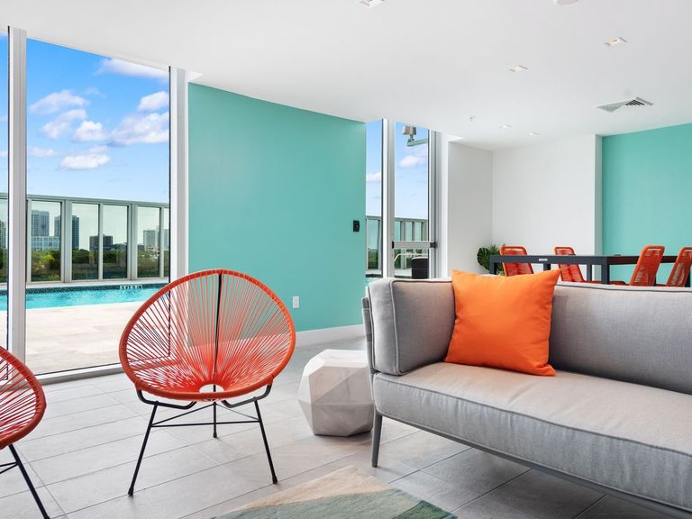 Zoi House Grove apartments in Miami, FL – photo 40