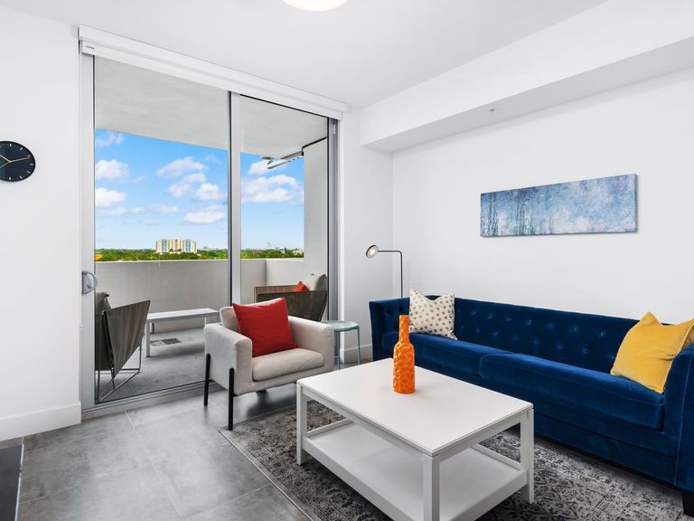 Zoi House Grove apartments in Miami, FL – photo 47